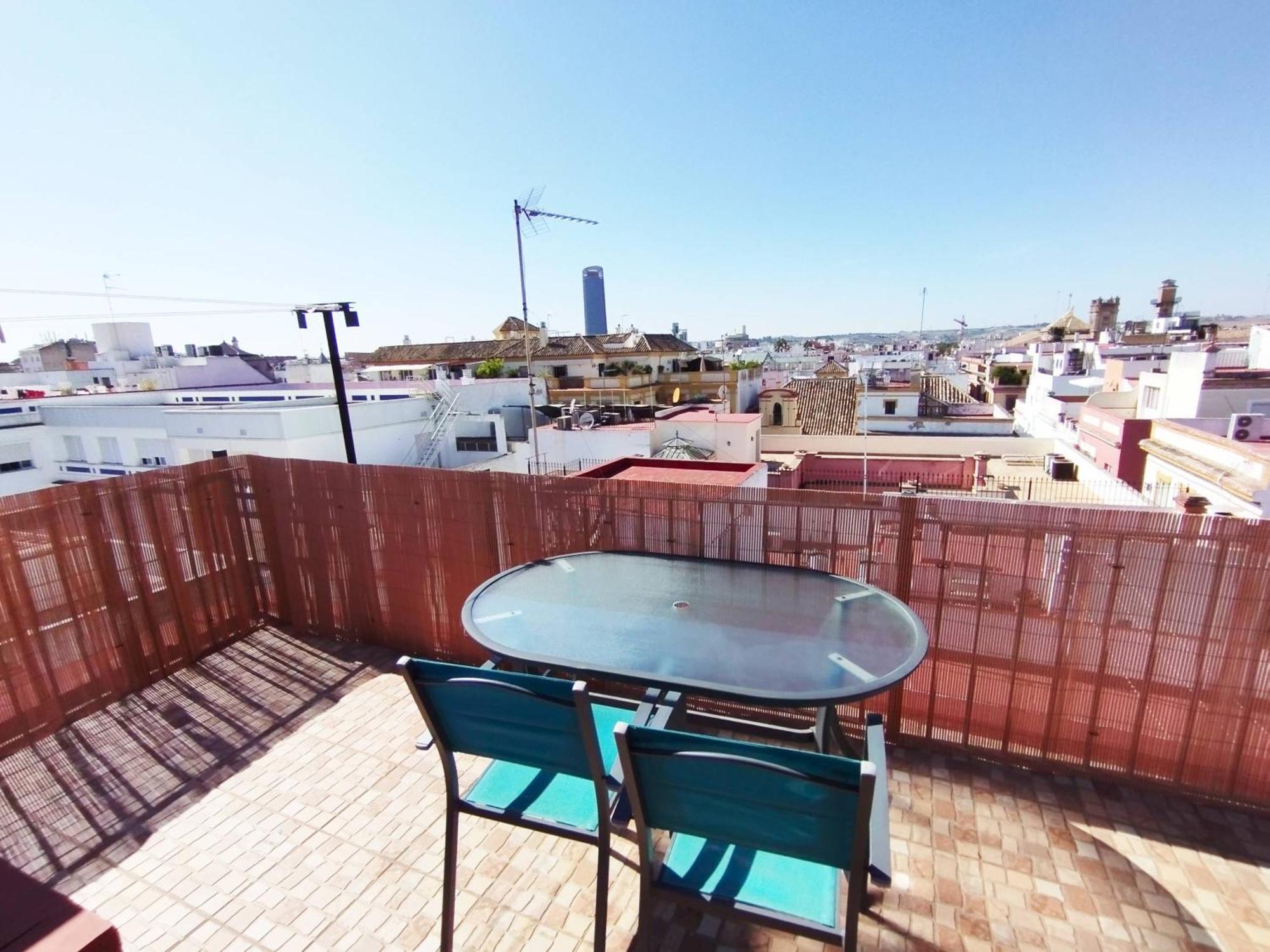 Casa Gavidia - Duplex With Panoramic View Lägenhet Sevilla Exteriör bild